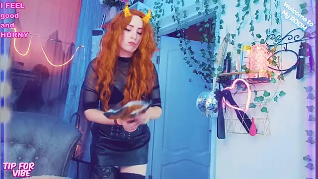 Snapshot of Toxic_Ellies chatting on 29, 12, 2024 Toxic Ellies online show from 29, 12, 2024