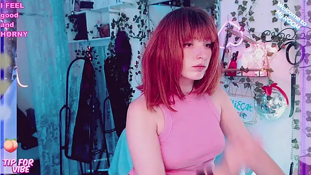 Snapshot of Toxic_Ellies chatting on 25, 1, 2025 Toxic Ellies online show from 25, 1, 2025