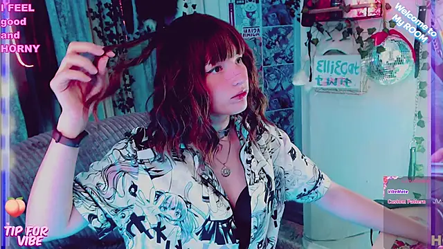 Snapshot of Toxic_Ellies chatting on 2, 2, 2025 Toxic Ellies online show from 2, 2, 2025