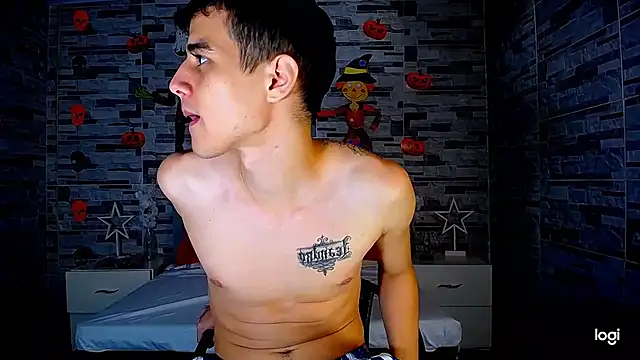 Snapshot of ADAM_HOT chatting on 8, 10, 2025 ADAM HOT online show from 8, 10, 2025
