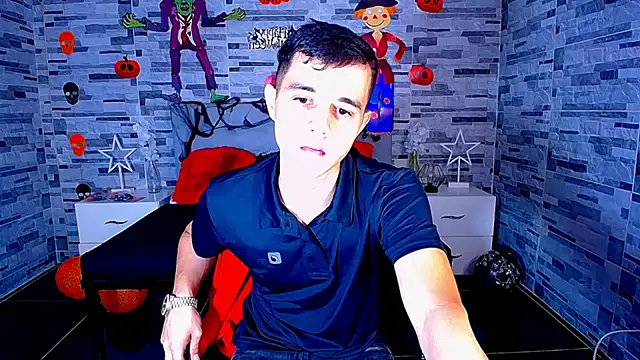 Snapshot of ADAM_HOT chatting on 17, 10, 2025 ADAM HOT online show from 17, 10, 2025