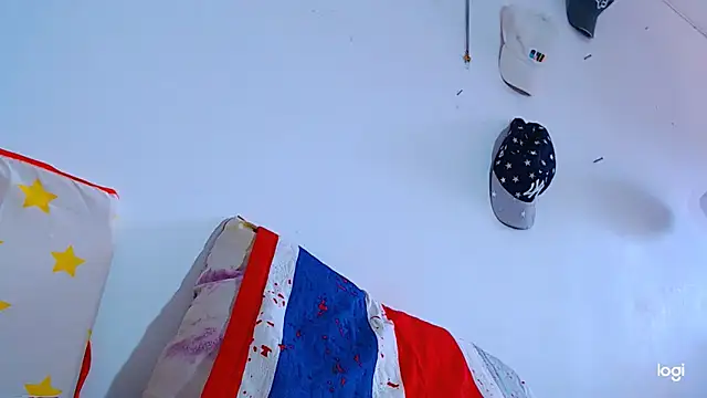 Snapshot of ADAM_HOT chatting on 16, 11, 2025 ADAM HOT online show from 16, 11, 2025