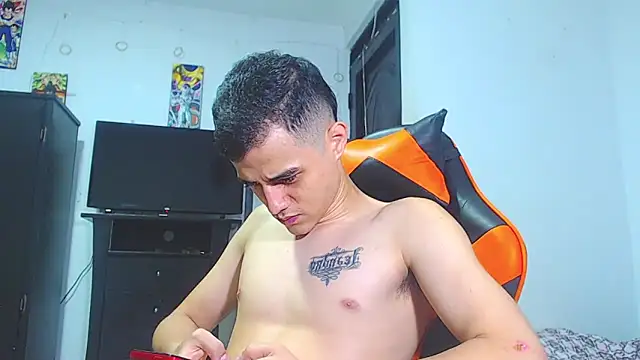 ADAM HOT online show from 3, 4, 2026