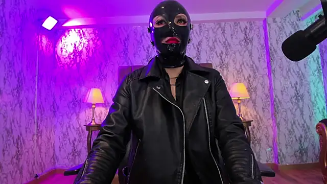 Snapshot of Camila_Chainn chatting on 11, 2, 2025 Camila Chainn online show from 11, 2, 2025