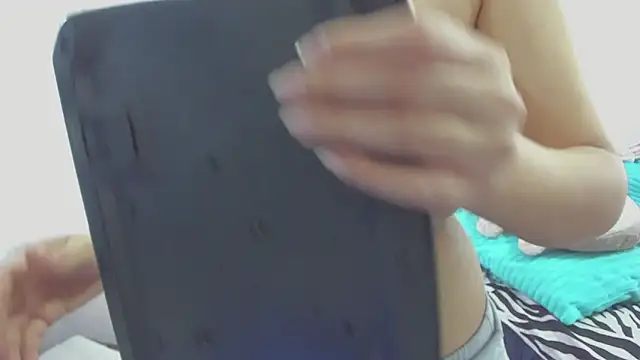 HARLEYNAPIER online show from 25, 11, 2025