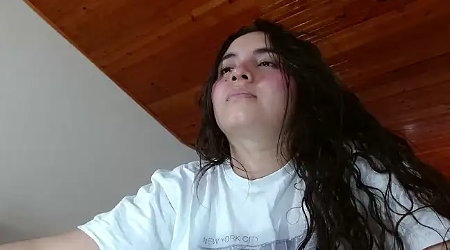 Snapshot of Cuty_sexy_hot chatting on 9, 1, 2025 Cuty sexy hot online show from 9, 1, 2025