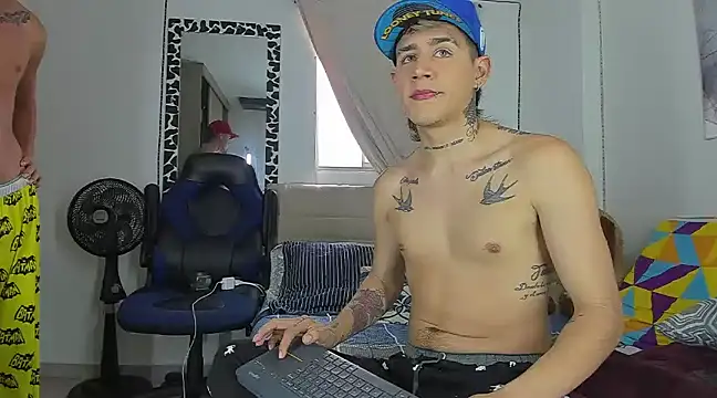 soyander03  online show from 3, 2, 2025