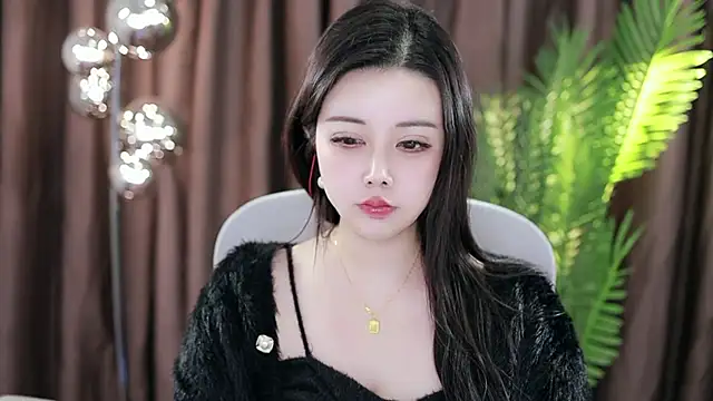 Qiaoqiao  online show from 27, 1, 2025