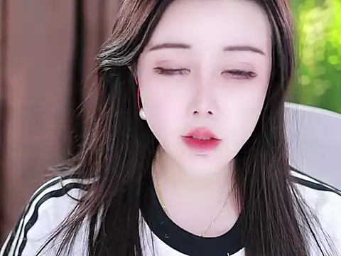 Qiaoqiao  online show from 7, 2, 2025