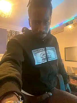 Snapshot of einRowdey chatting on 17, 11, 2025 einRowdey online show from 17, 11, 2025