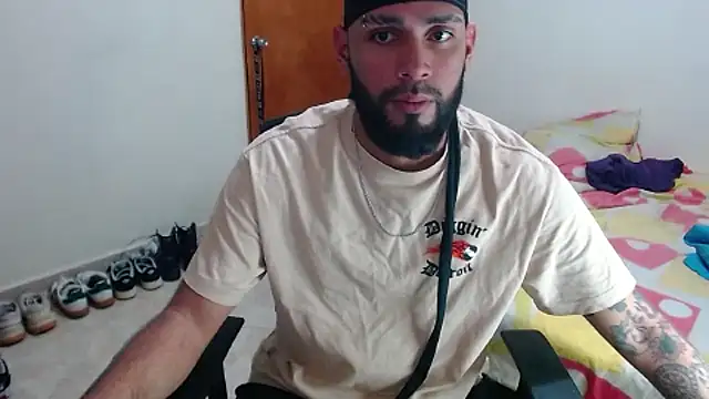 Snapshot of samir_music chatting on 29, 9, 2025 samir music online show from 29, 9, 2025