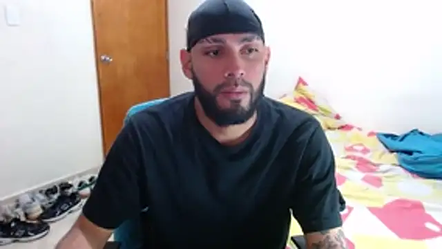 Snapshot of samir_music chatting on 16, 10, 2025 samir music online show from 16, 10, 2025