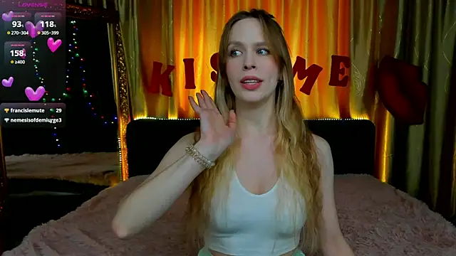 Snapshot of _Sandra_Tender_ chatting on 5, 3, 2025 Sandra Tender online show from 5, 3, 2025