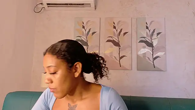 flavia cruz online show from 14, 4, 2026