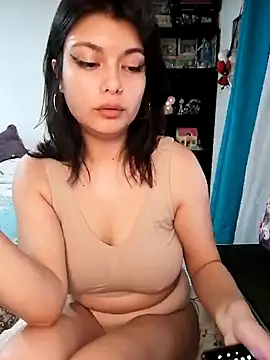 Snapshot of mia__katt chatting on 23, 12, 2024 mia katt online show from 23, 12, 2024