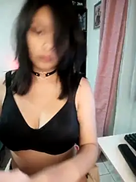 Snapshot of mia__katt chatting on 1, 1, 2025 mia katt online show from 1, 1, 2025