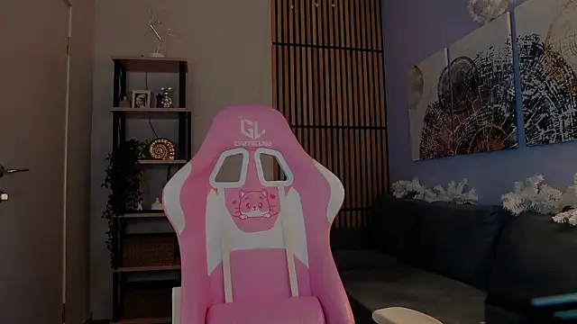 ManuTaya online show from 6, 1, 2026