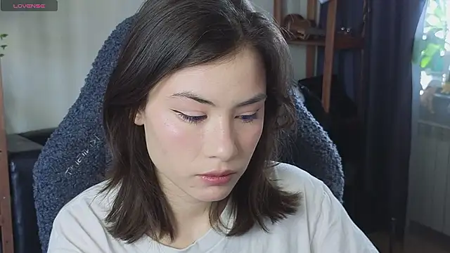 Snapshot of alicekiit chatting on 4, 2, 2026 alicekiit online show from 4, 2, 2026