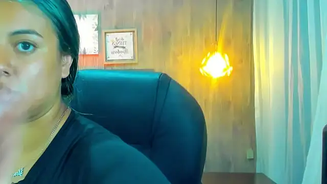 Snapshot of Xisu_ chatting on 31, 1, 2025 Xisu online show from 31, 1, 2025