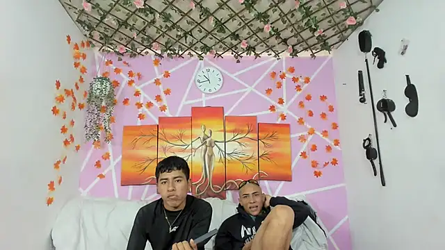 Snapshot of Fresahot2005 chatting on 11, 3, 2025 Fresahot2005 online show from 11, 3, 2025