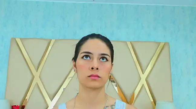 NicoleEsposito online show from 12, 3, 2025