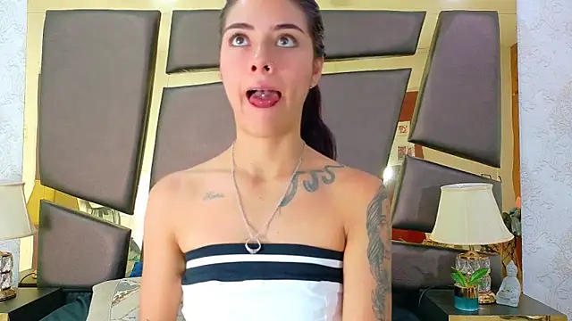 NicoleEsposito online show from 23, 9, 2025