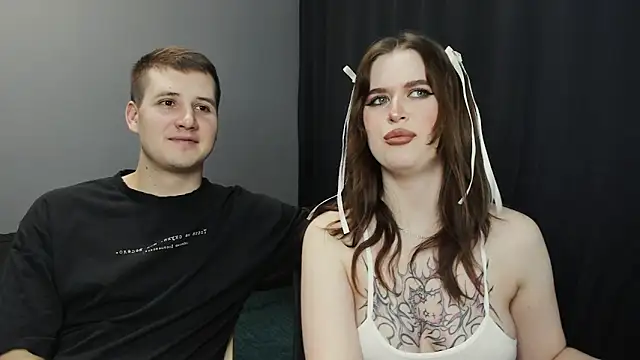 Snapshot of Pinku_kitsune chatting on 15, 2, 2025 Pinku kitsune online show from 15, 2, 2025