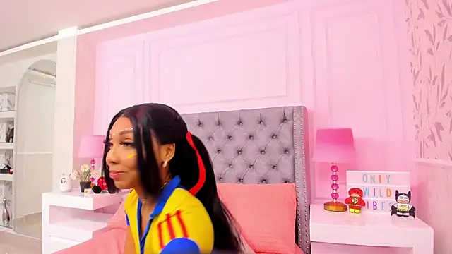 HaileeRoberts online show from 27, 2, 2025