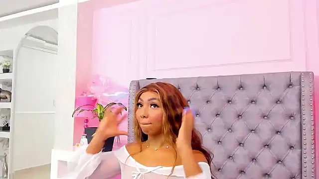 HaileeRoberts online show from 14, 3, 2026