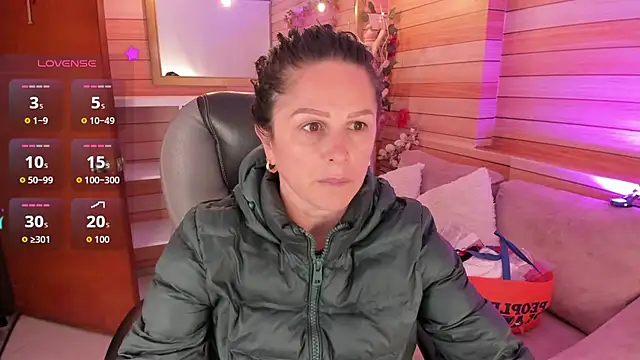 Snapshot of Victoria_collins_1 chatting on 27, 6, 2026 Victoria collins 1 online show from 27, 6, 2026