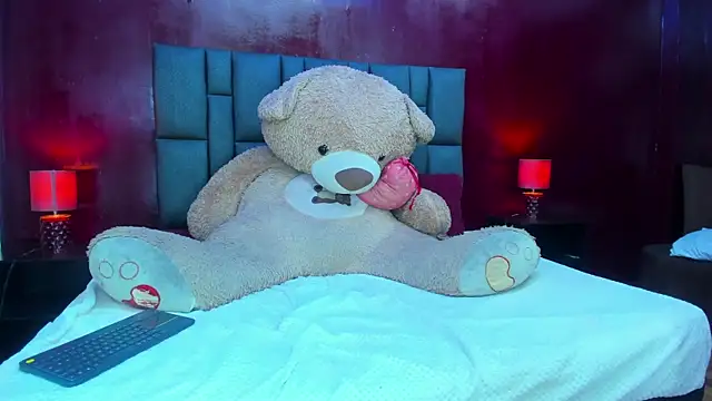 Snapshot of Dulcex69 chatting on 24, 2, 2025 Dulcex69 online show from 24, 2, 2025
