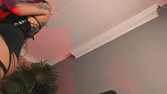 ALICEPOIXXXON online show from 28, 9, 2025