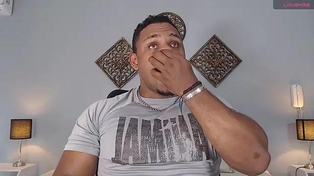 Snapshot of JhonBlacke chatting on 14, 1, 2025 JhonBlacke online show from 14, 1, 2025