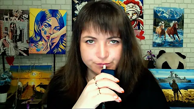 Snapshot of Darina_M_ chatting on 17, 4, 2026 Darina M online show from 17, 4, 2026