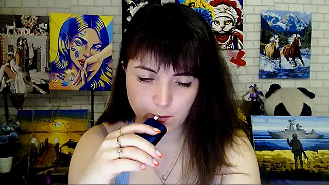 Snapshot of Darina_M_ chatting on 2, 5, 2026 Darina M online show from 2, 5, 2026