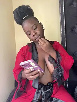 Snapshot of DarkBerry87 chatting on 6, 4, 2026 DarkBerry87 online show from 6, 4, 2026