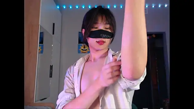 Snapshot of yukitori_2 chatting on 22, 1, 2025 yukitori 2 online show from 22, 1, 2025