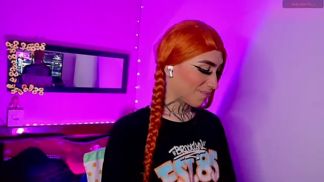 Snapshot of Micaela_Rangel chatting on 23, 11, 2025 Micaela Rangel online show from 23, 11, 2025