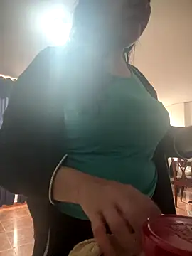 Freya Artemisa online show from 28, 10, 2025