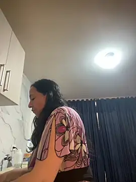 Freya Artemisa online show from 5, 12, 2025