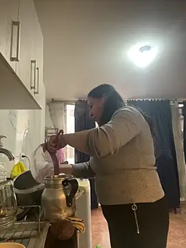 Freya Artemisa online show from 17, 12, 2025