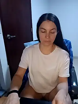 Snapshot of renata_hot1 chatting on 8, 2, 2025 renata hot1 online show from 8, 2, 2025