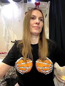 Snapshot of RachelBelI chatting on 13, 10, 2025 RachelBelI online show from 13, 10, 2025