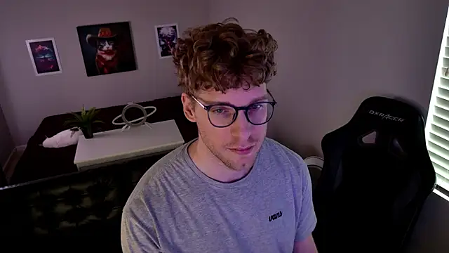 Snapshot of BlueEyedTallGuy94 chatting on 24, 3, 2026 BlueEyedTallGuy94 online show from 24, 3, 2026