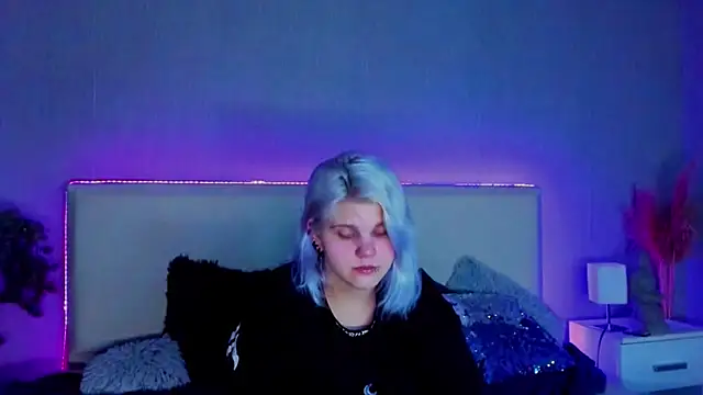 JoannLowe online show from 16, 2, 2025