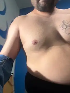 Snapshot of MiamiBang chatting on 1, 10, 2025 MiamiBang online show from 1, 10, 2025