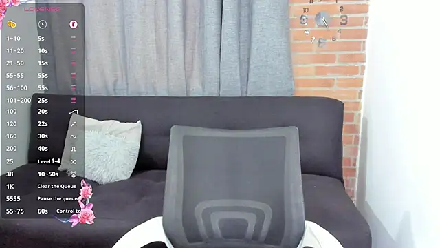 curly muscle online show from 8, 12, 2024