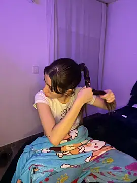 Catyloves online show from 7, 1, 2025