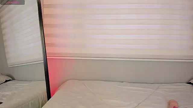 Catyloves online show from 23, 9, 2025