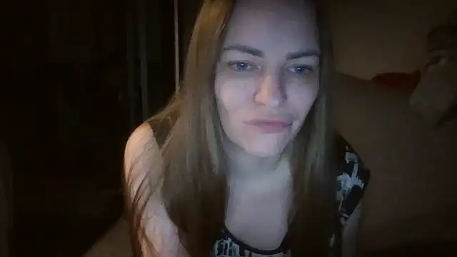 AnnaDiamond1 online show from 18, 4, 2026